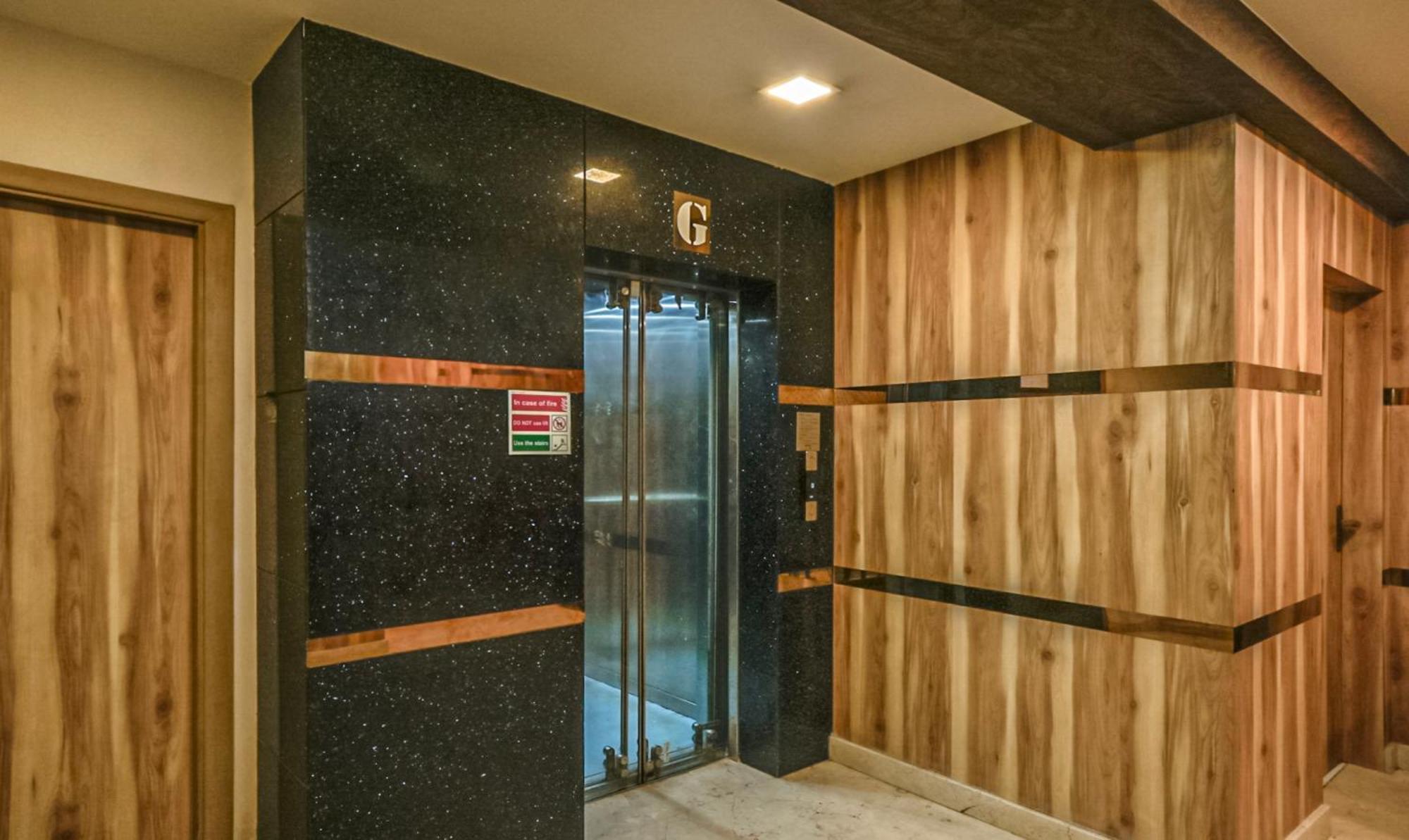 Hotel Orion Crystal Kalkutta Kültér fotó